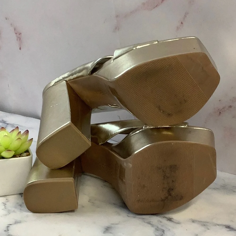 NWT Open Edit Elegant Gold Women's Platform Heels Size 5